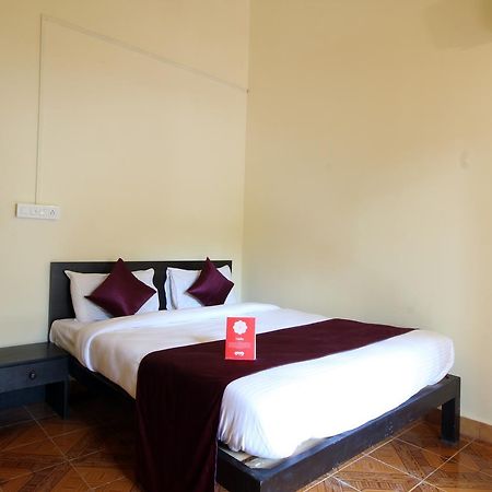 Oyo 10385 Hotel Nirmala Vilas Candolim Dış mekan fotoğraf
