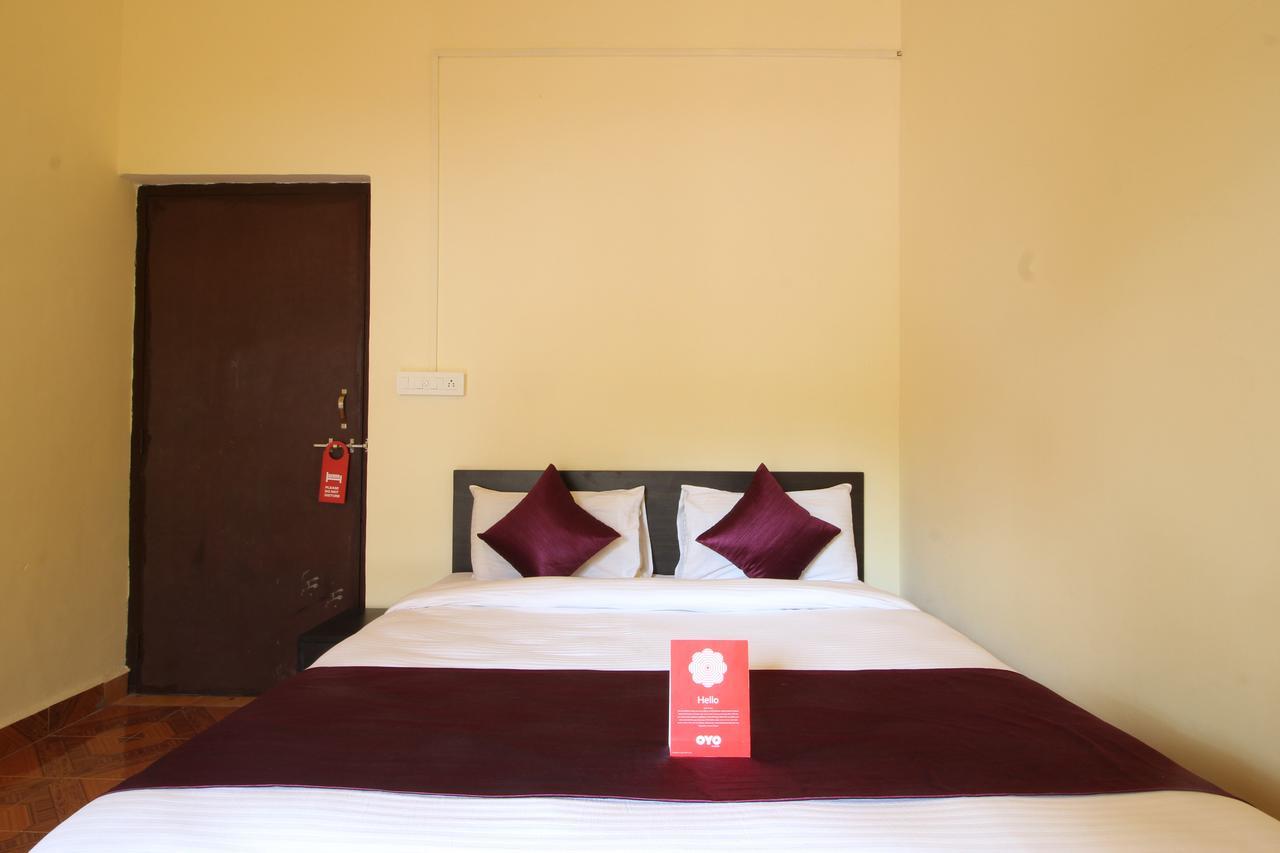Oyo 10385 Hotel Nirmala Vilas Candolim Dış mekan fotoğraf